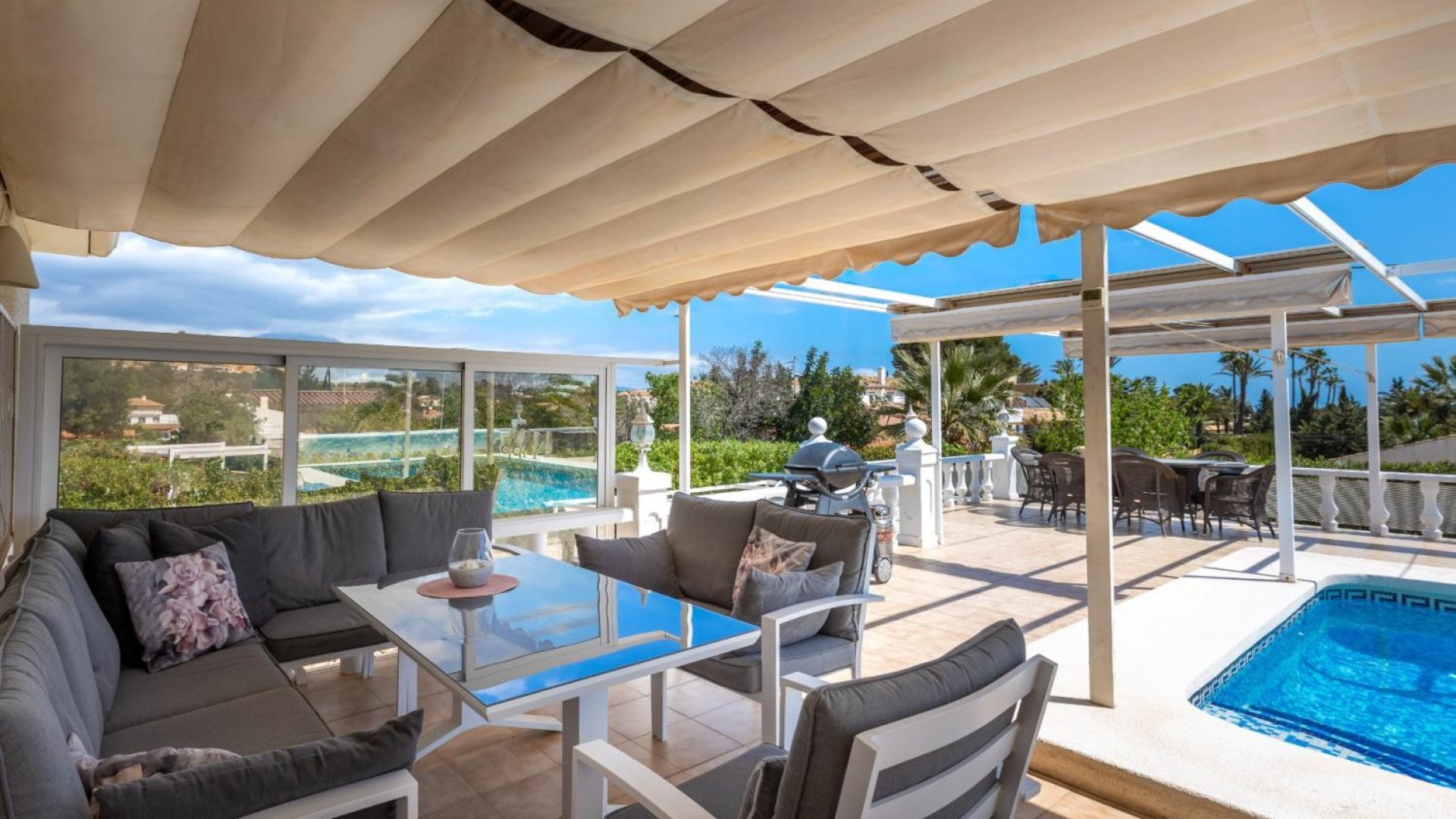 Resale - Villa -
Alfas del Pí