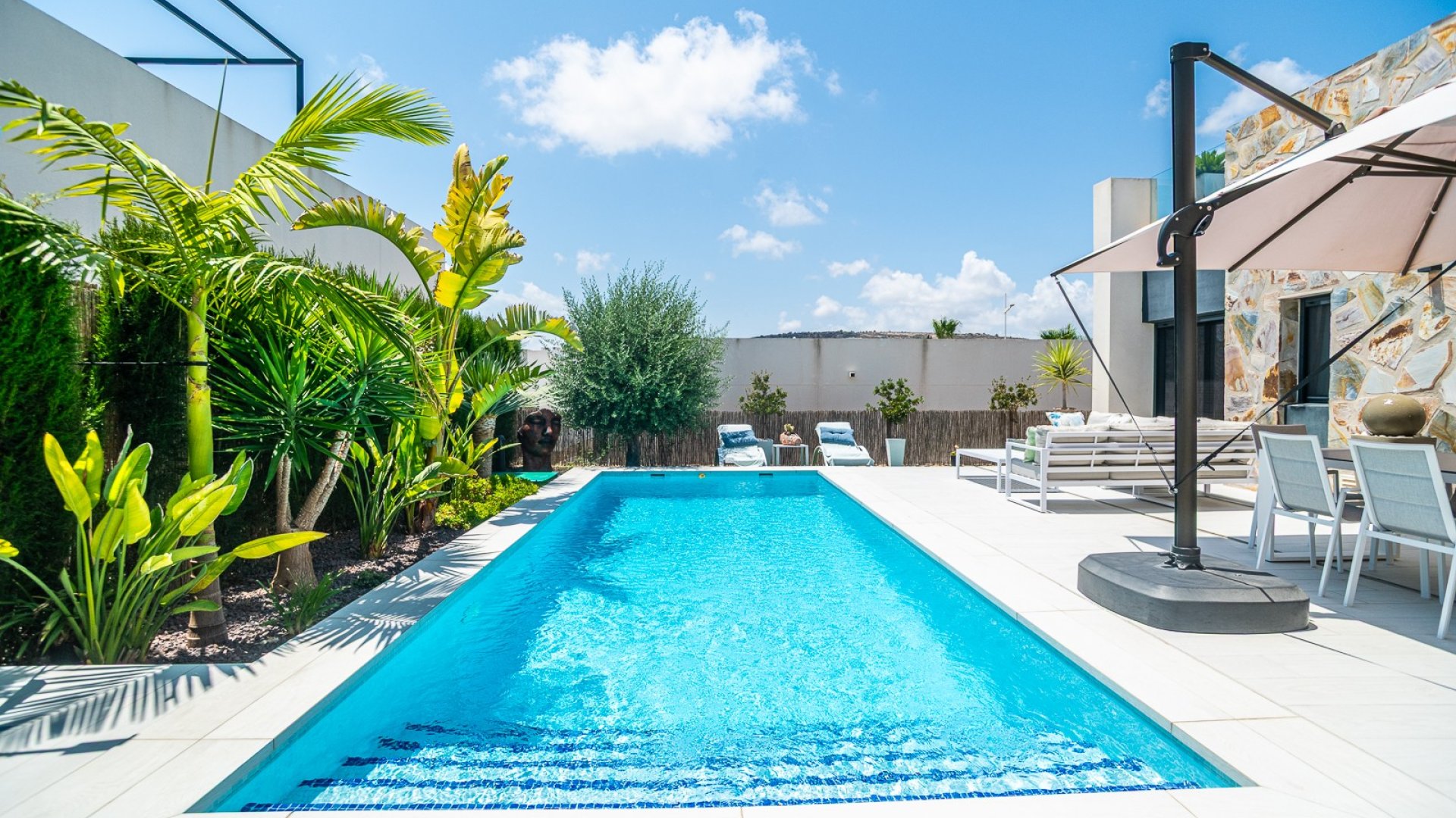Resale - Villa -
Algorfa - La finca Golf