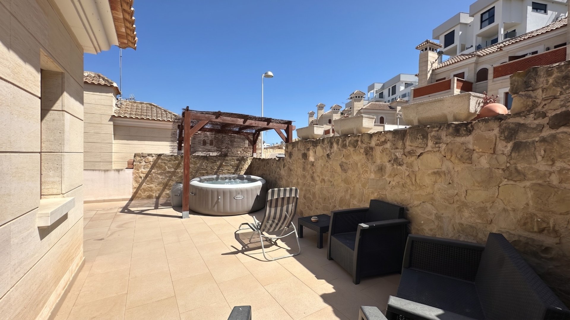 Resale - Villa -
Algorfa - La finca Golf