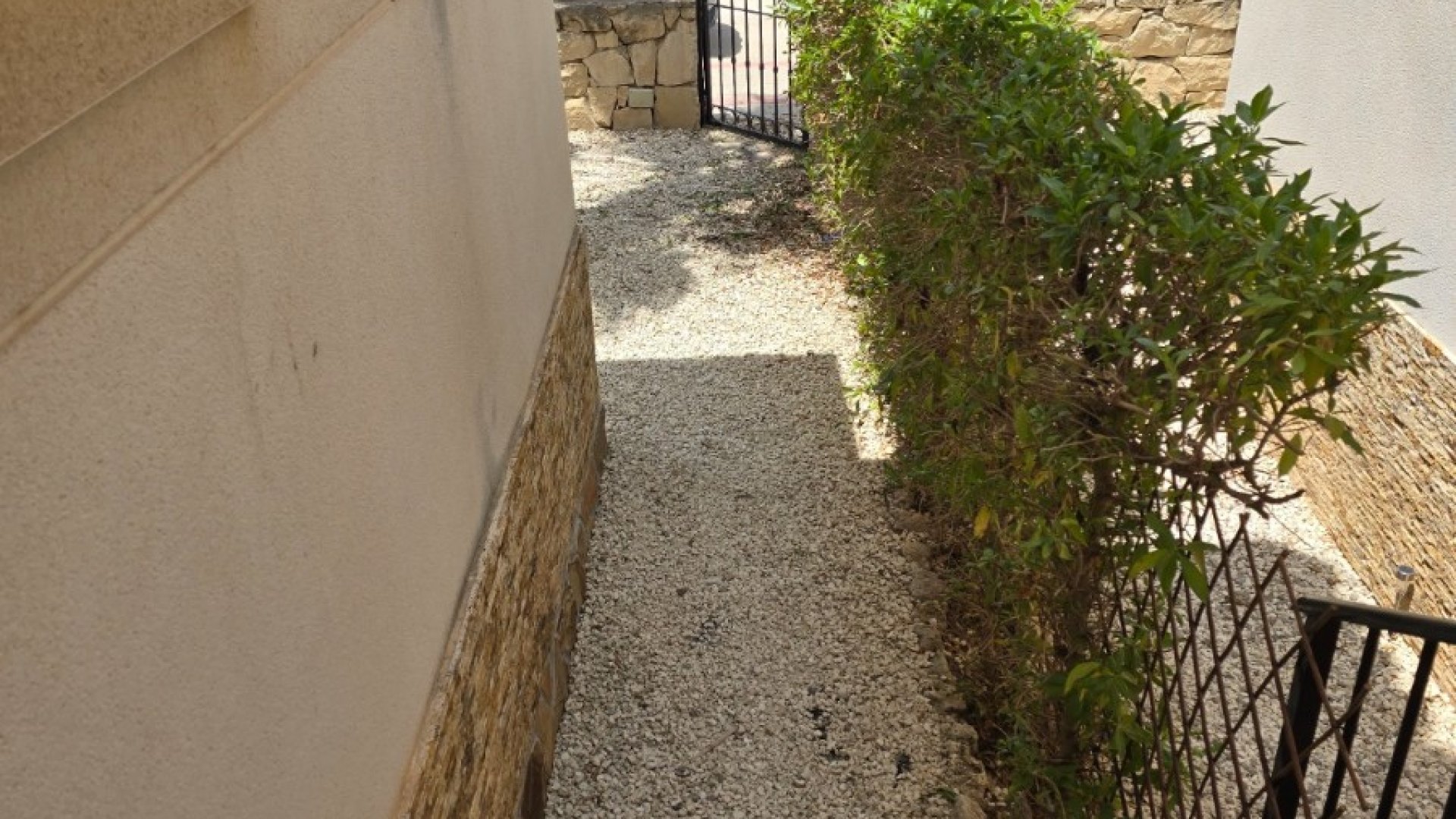 Resale - Villa -
Algorfa - La finca Golf