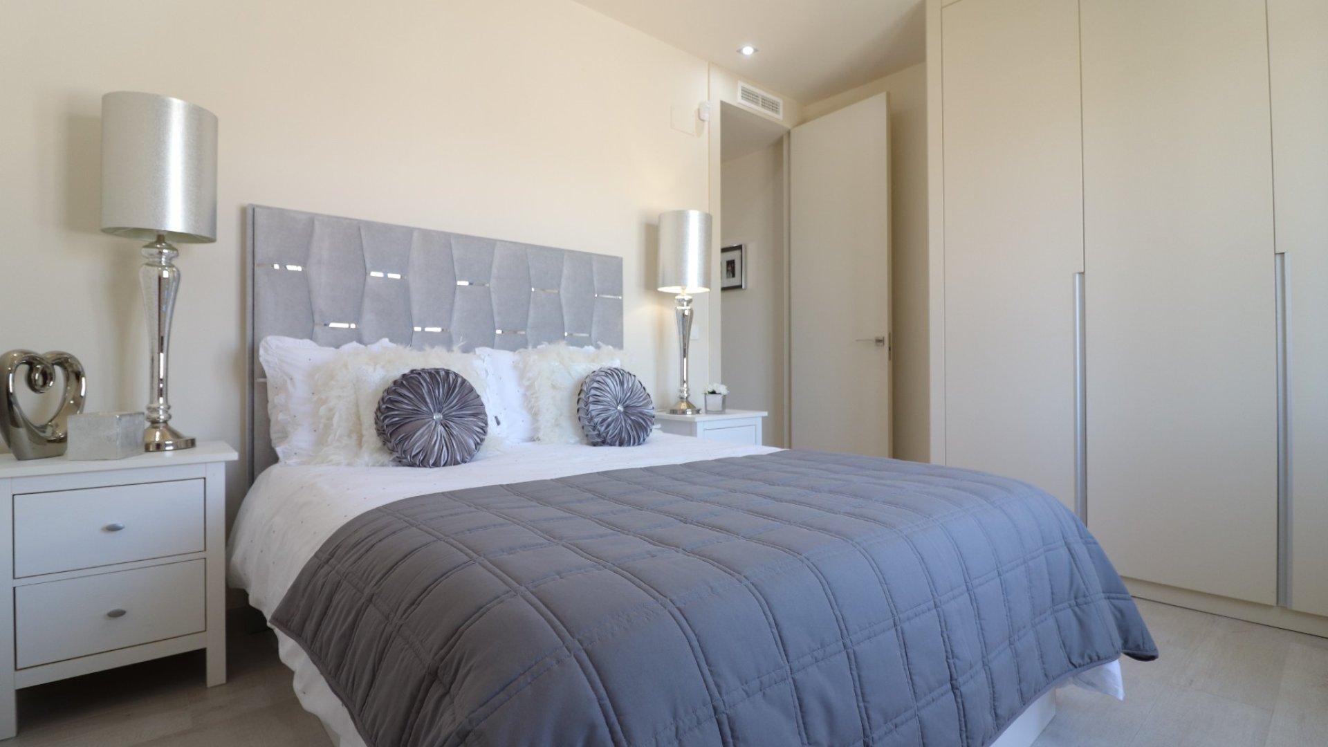 Resale - Villa -
Algorfa - La finca Golf