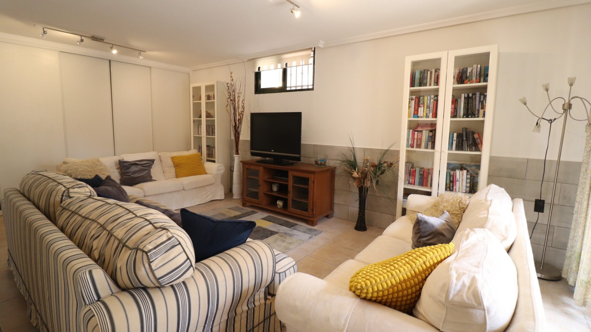 Resale - Villa -
Algorfa - Lo Crispin