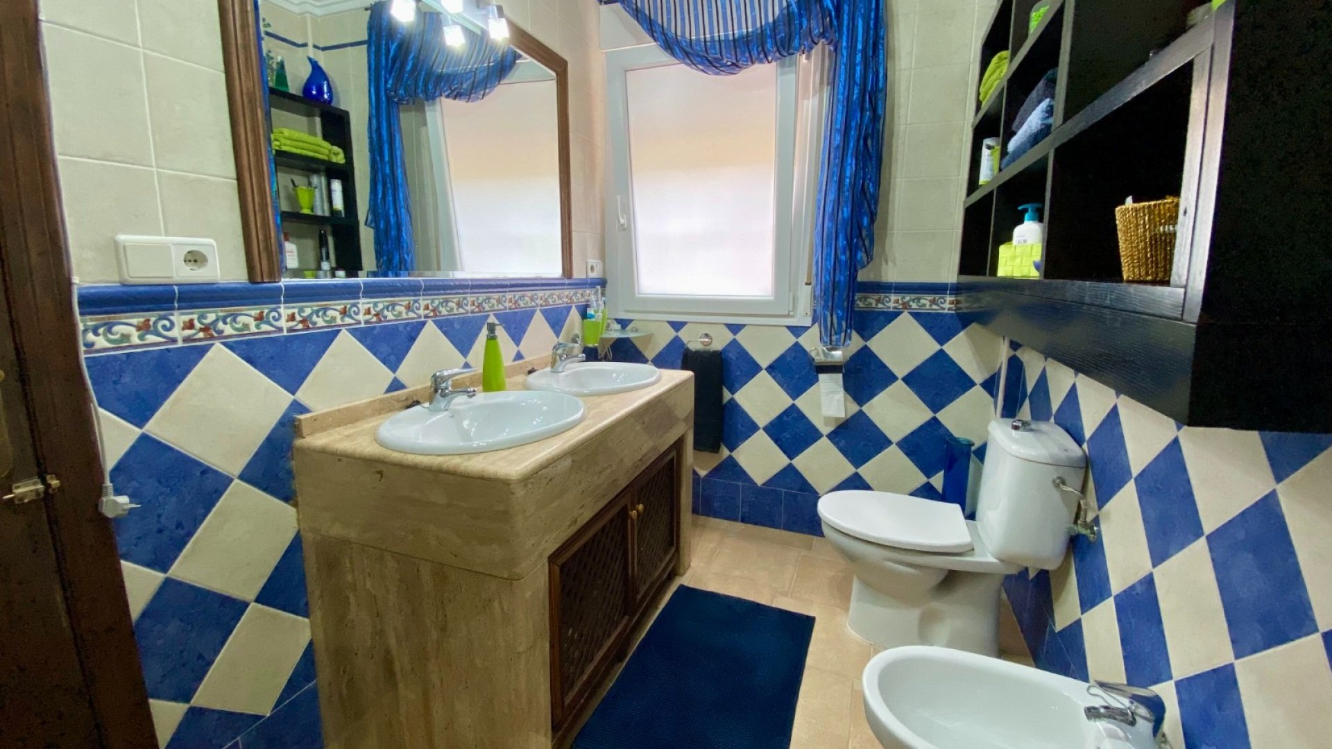 Resale - Villa -
Algorfa - Lomas de La Juliana