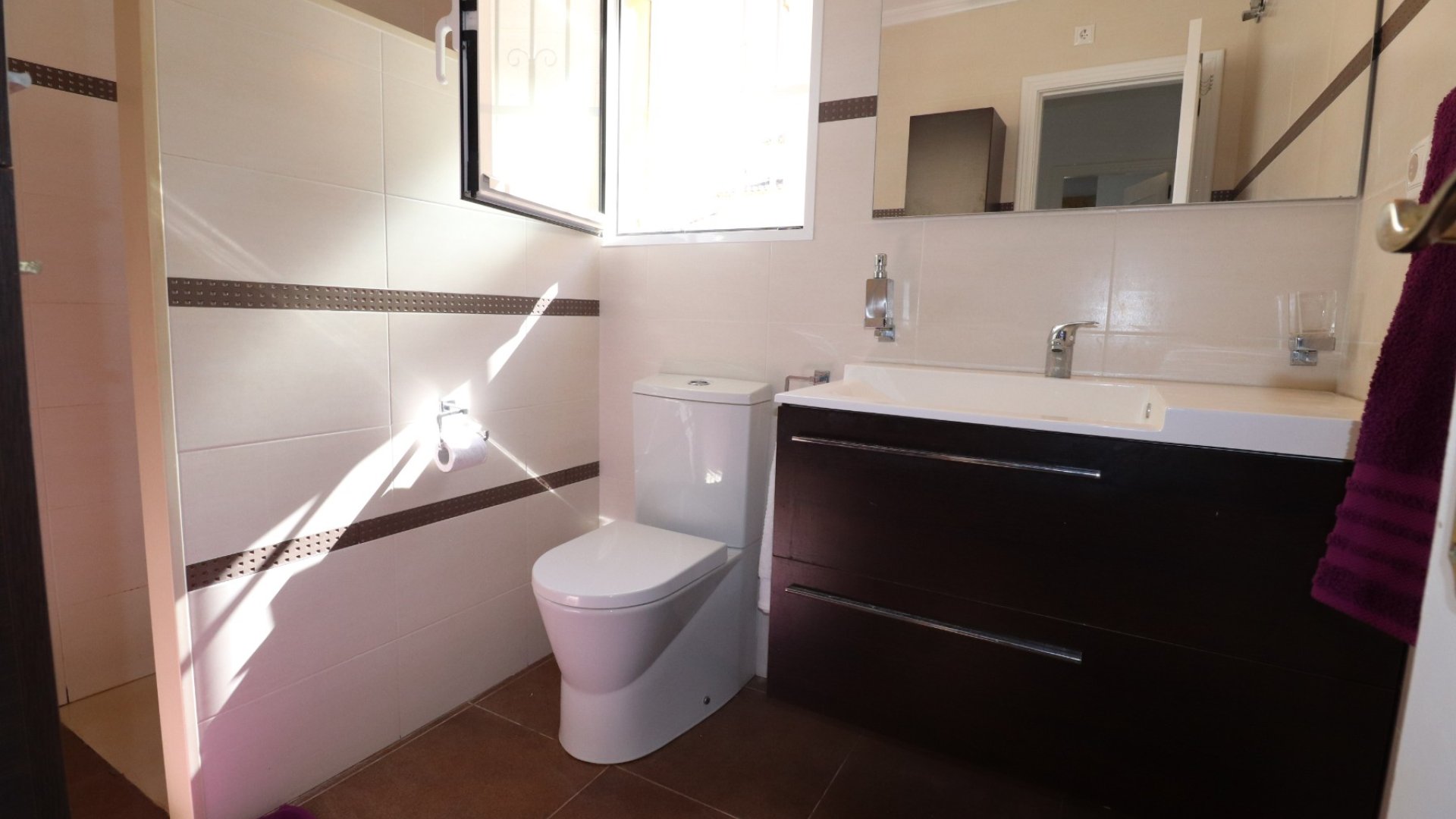 Resale - Villa -
Algorfa - Montebello