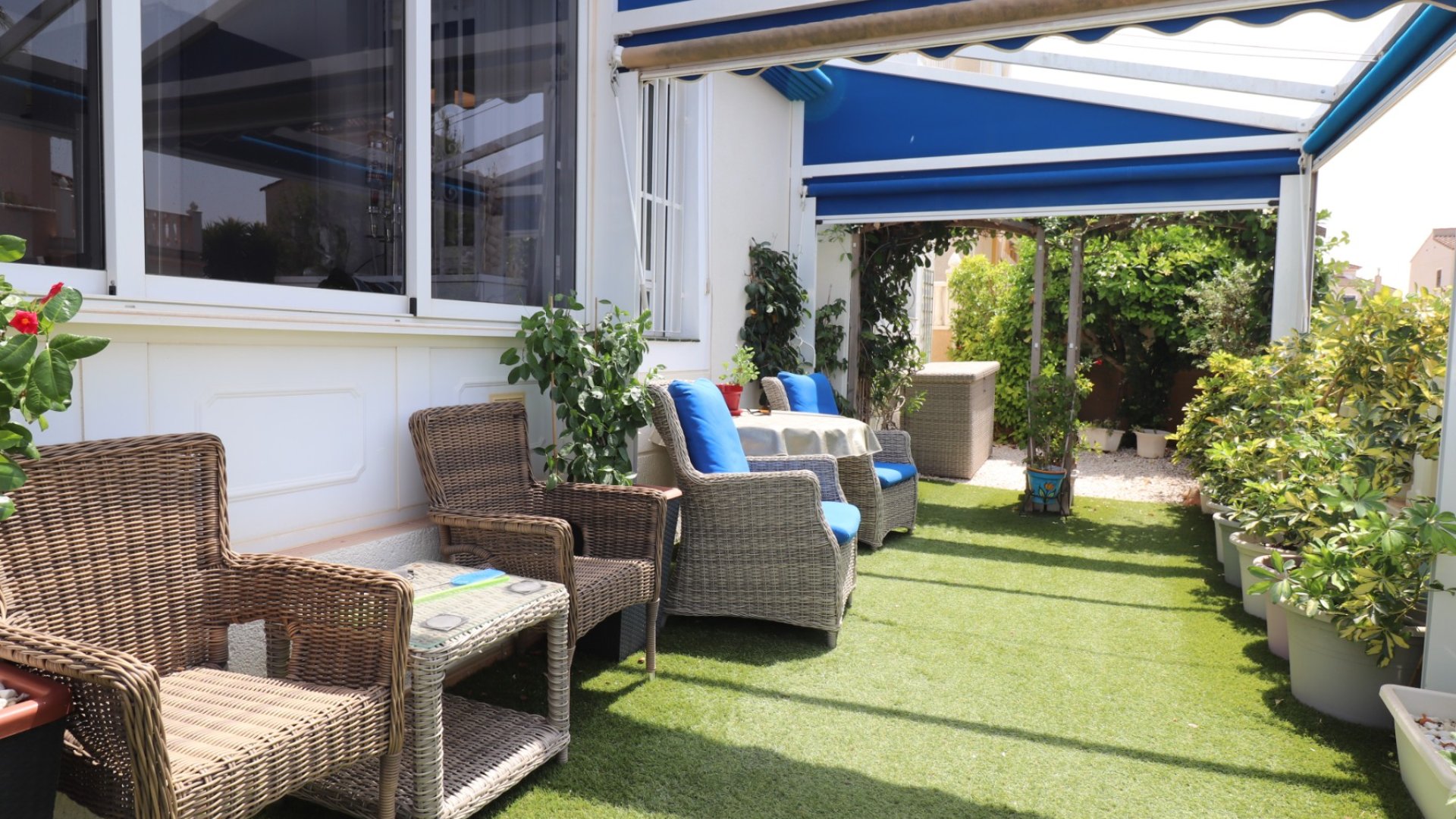 Resale - Villa -
Algorfa - Montebello