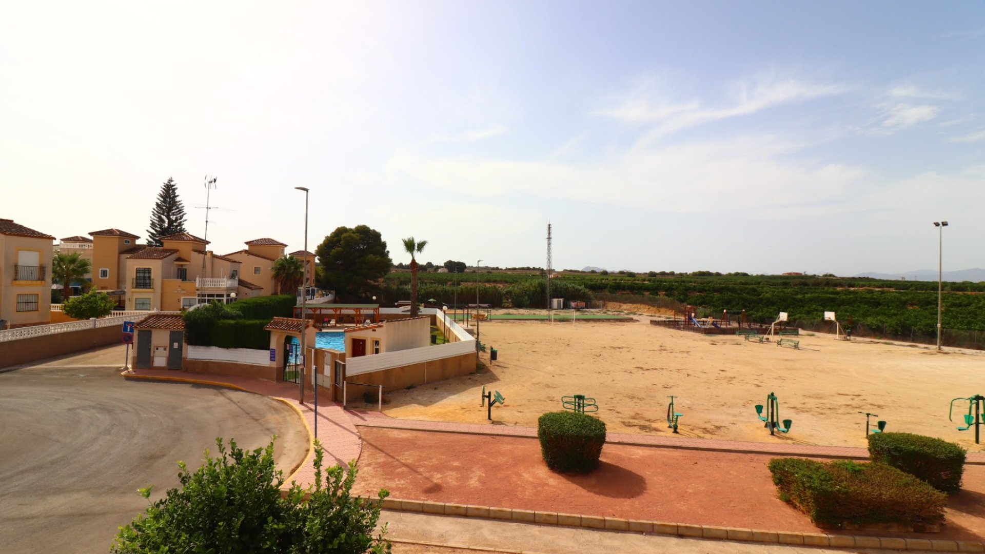 Resale - Villa -
Algorfa - Montebello