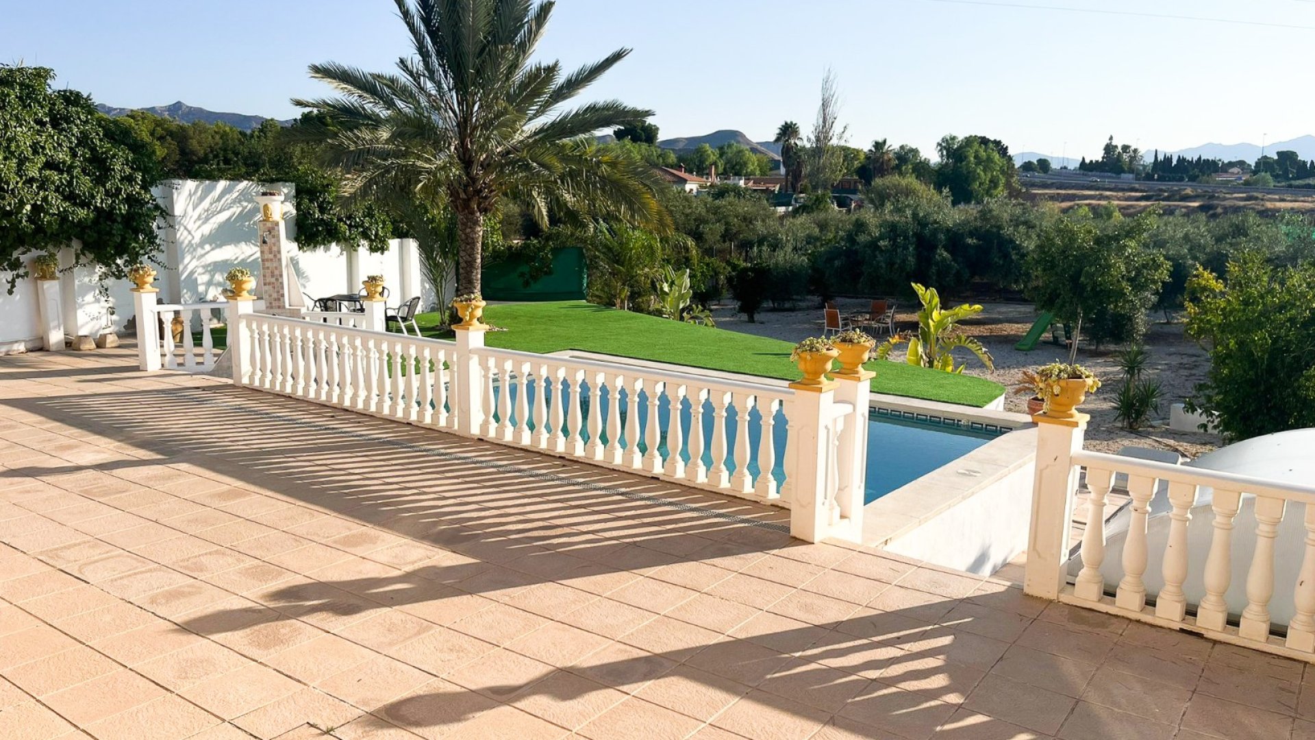 Resale - Villa -
Alicante - Moralet - Cañada del Fenollar