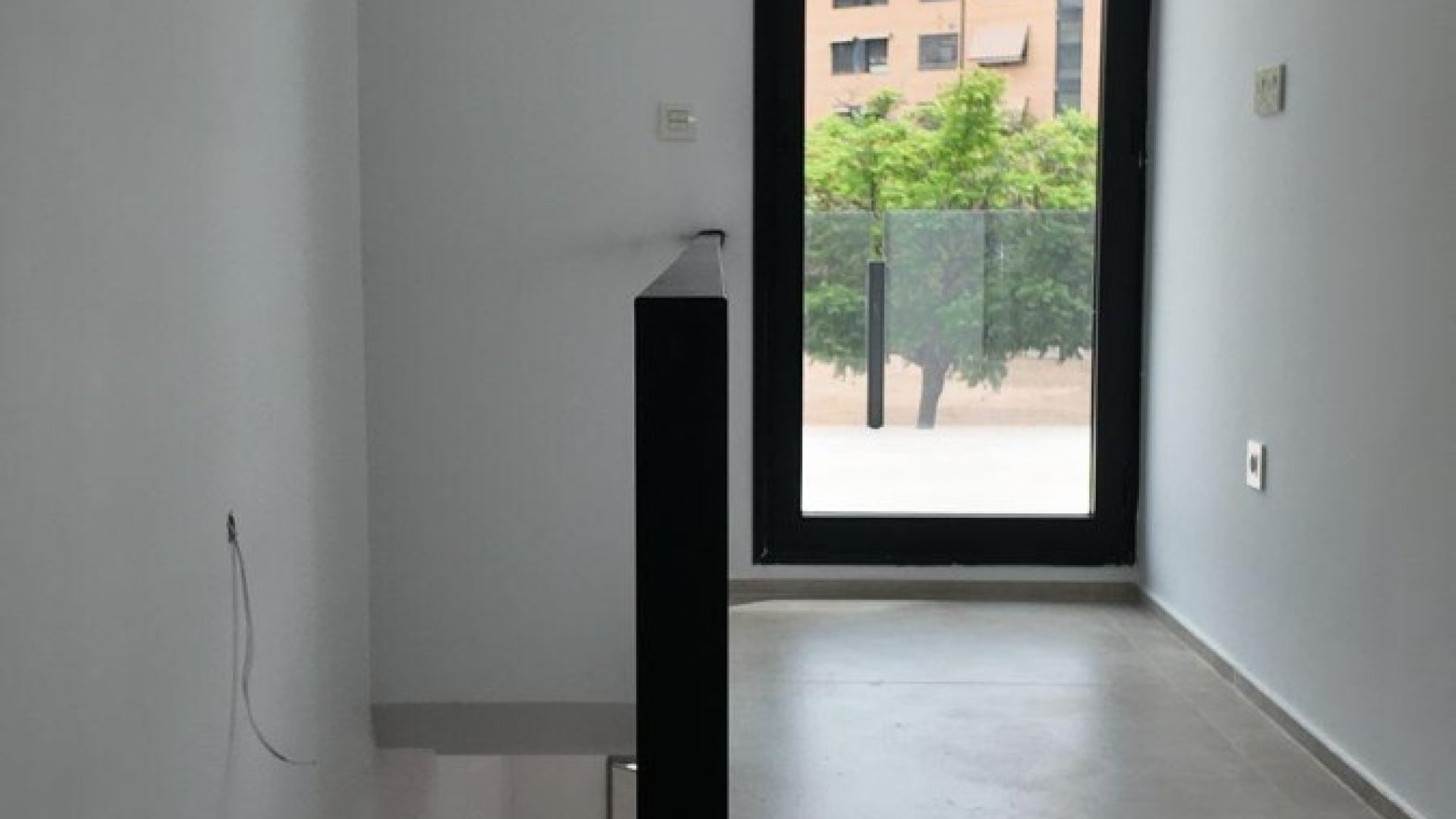 Resale - Villa -
Alicante - Vistahermosa