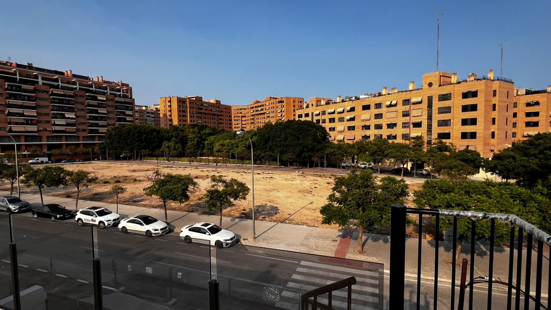 Resale - Villa -
Alicante - Vistahermosa