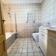 Resale - Villa -
Altaona Golf and Country Village - Altaona Golf - Country Village