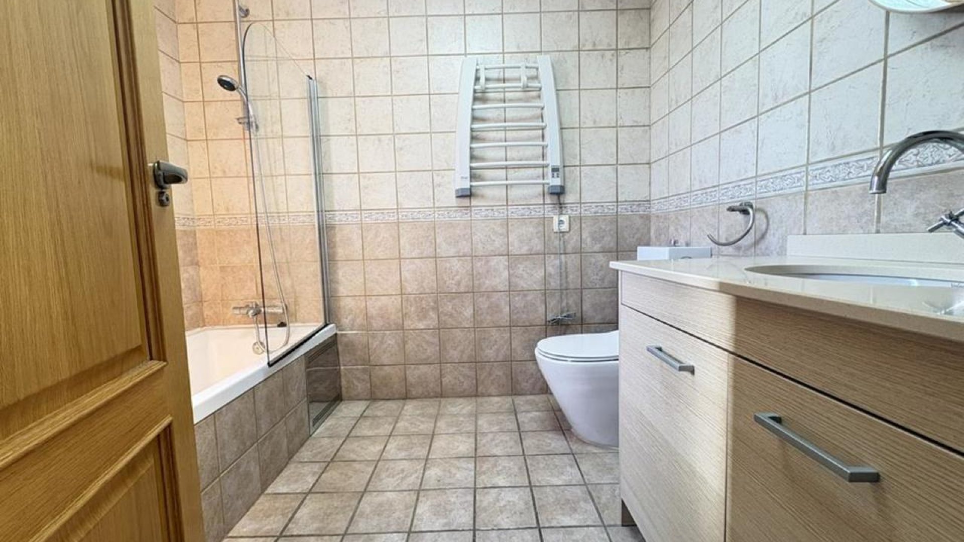 Resale - Villa -
Altaona Golf and Country Village - Altaona Golf - Country Village