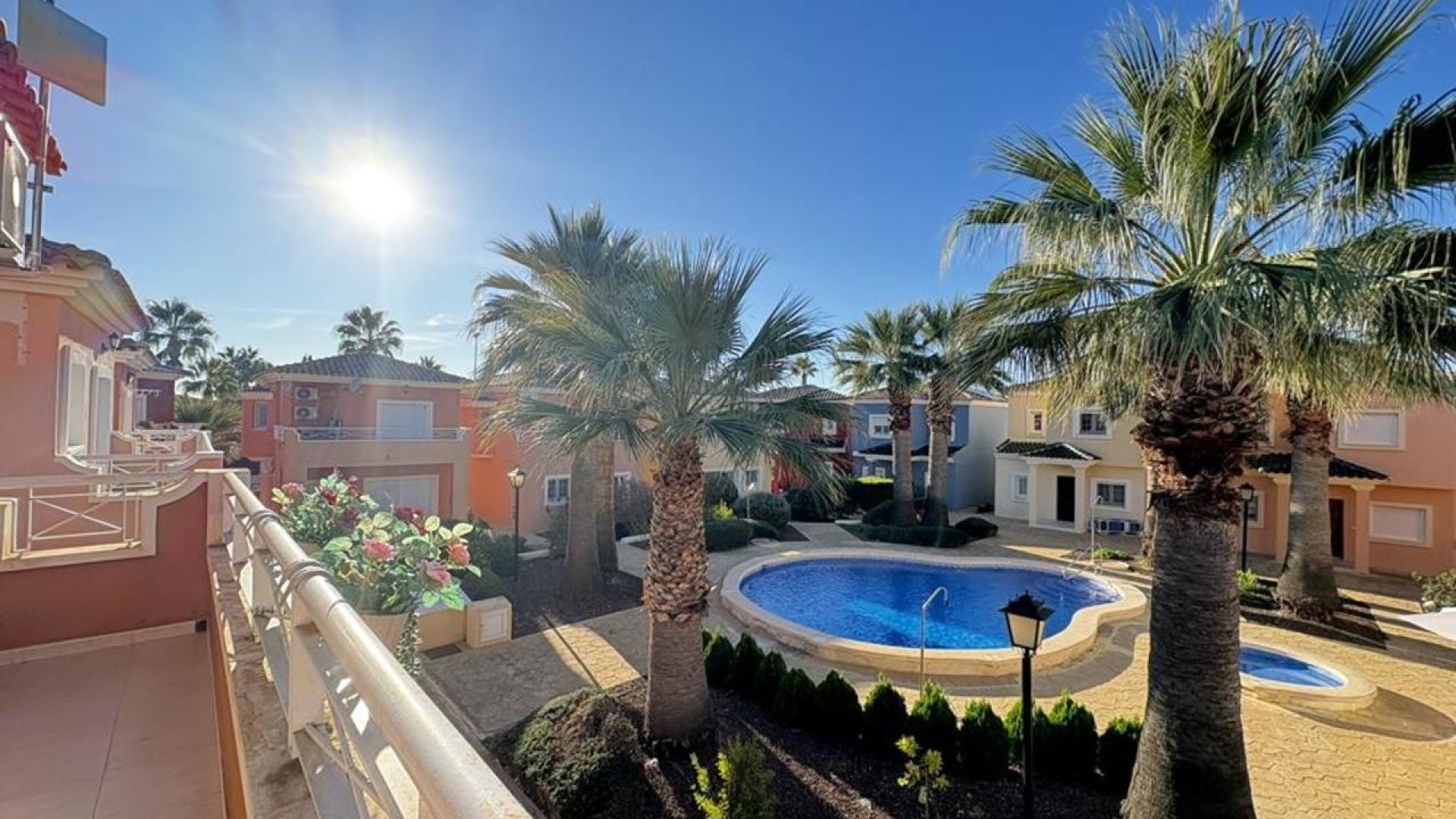 Resale - Villa -
Altaona Golf and Country Village - Altaona Golf - Country Village