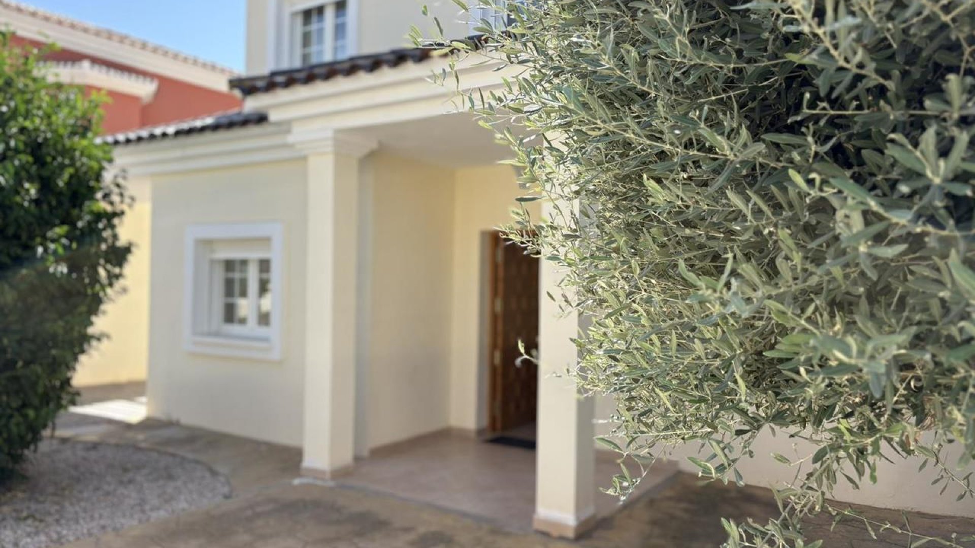 Resale - Villa -
Altaona Golf and Country Village - Altaona Golf - Country Village