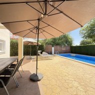 Resale - Villa -
Altaona Golf and Country Village - Altaona Golf - Country Village