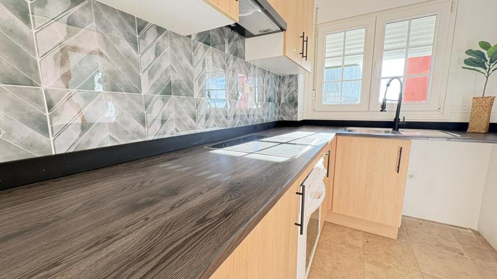 Resale - Villa -
Altaona Golf and Country Village - Altaona Golf - Country Village