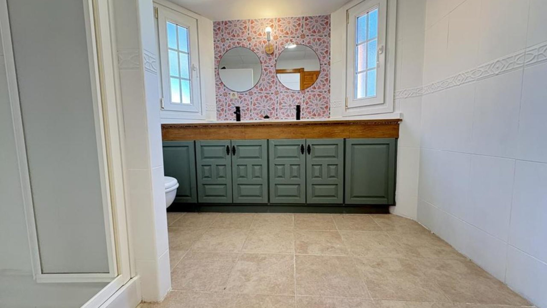 Resale - Villa -
Altaona Golf and Country Village - Altaona Golf - Country Village