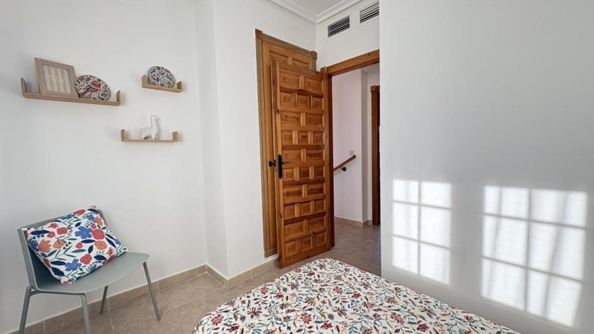 Resale - Villa -
Altaona Golf and Country Village - Altaona Golf - Country Village