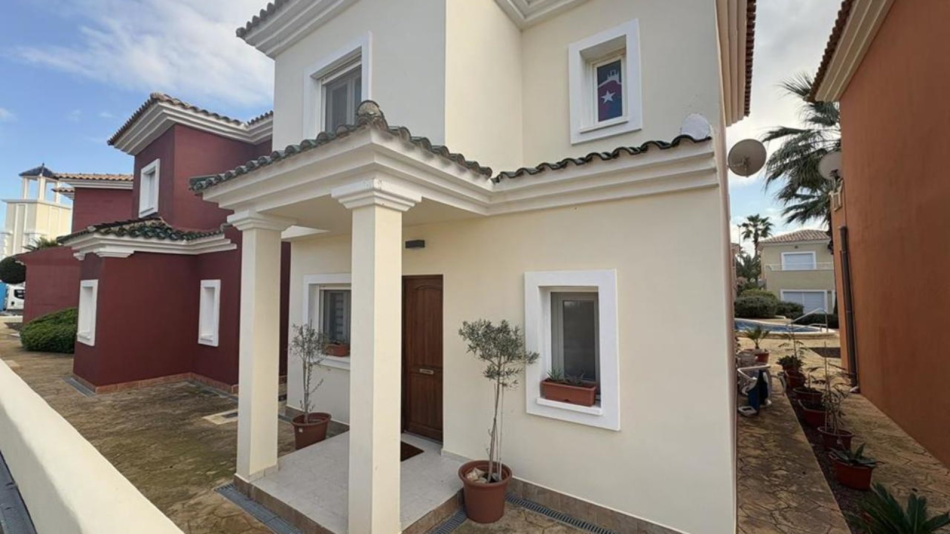 Resale - Villa -
Altaona Golf and Country Village - Altaona Golf - Country Village