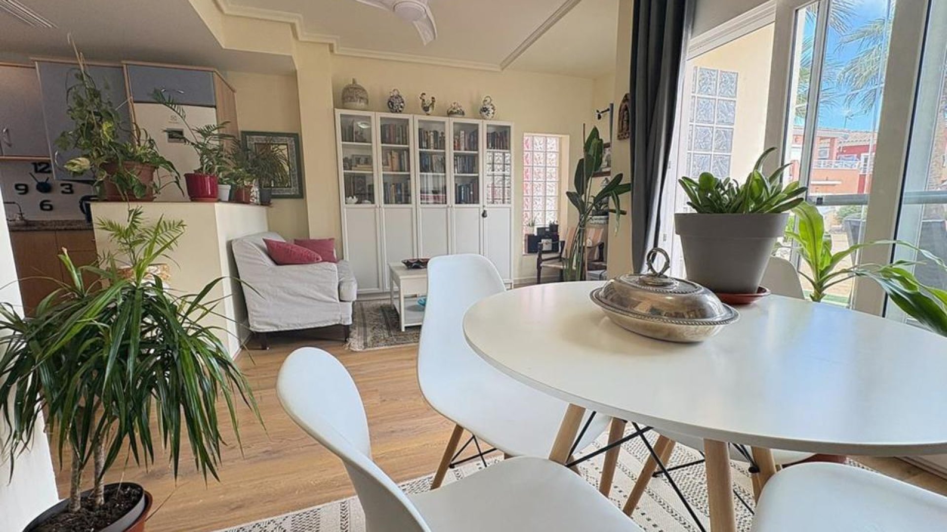 Resale - Villa -
Altaona Golf and Country Village - Altaona Golf - Country Village