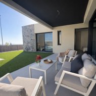 Resale - Villa -
Altaona Golf and Country Village - Altaona Golf - Country Village