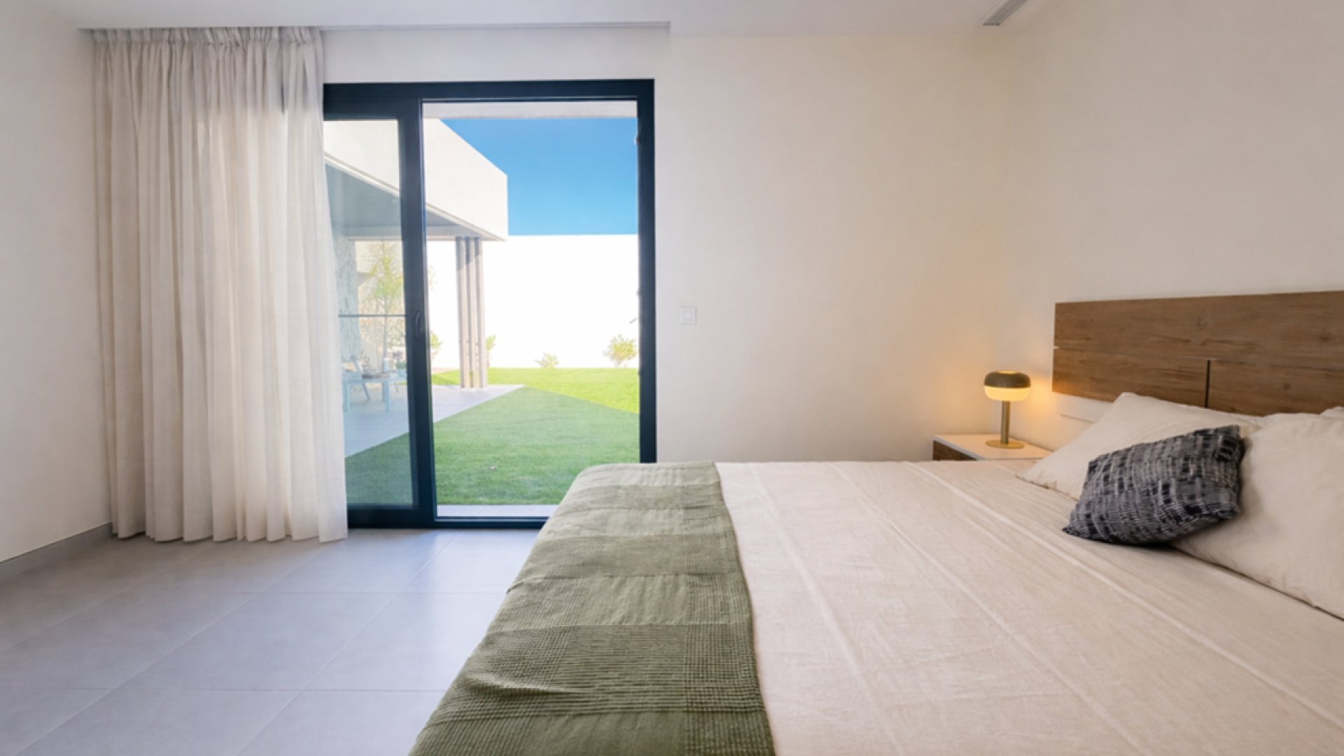 Resale - Villa -
Altaona Golf and Country Village - Altaona Golf - Country Village