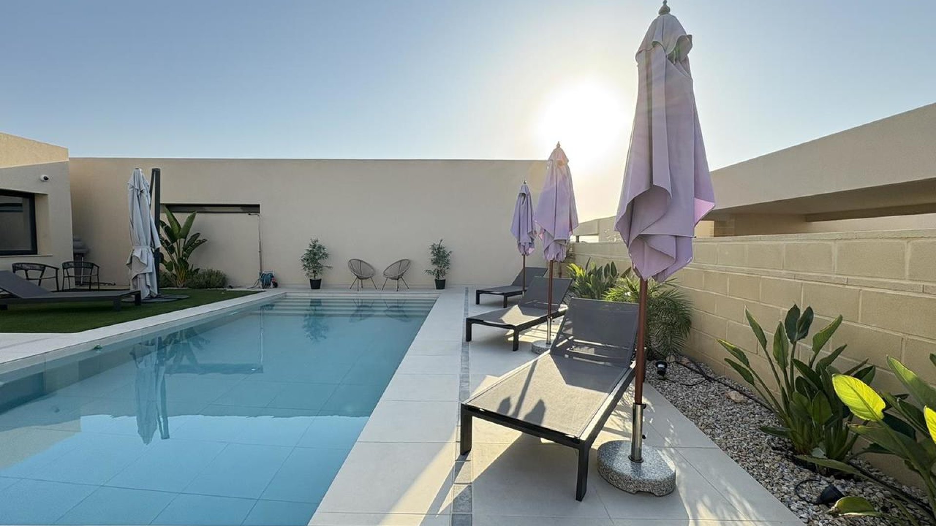 Resale - Villa -
Altaona Golf and Country Village - Altaona Golf - Country Village