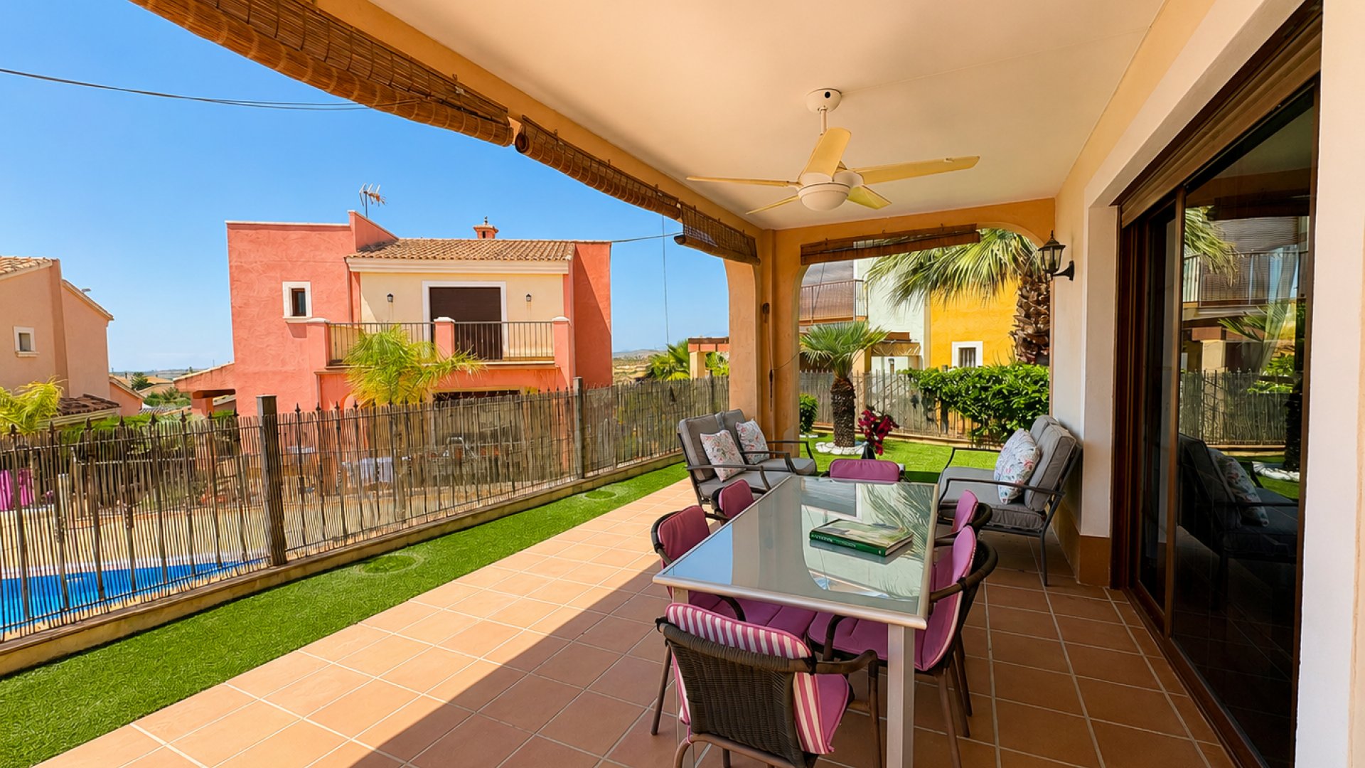 Resale - Villa -
Altaona Golf and Country Village - Altaona Golf - Country Village