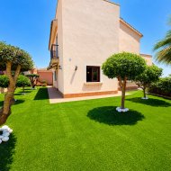 Resale - Villa -
Altaona Golf and Country Village - Altaona Golf - Country Village