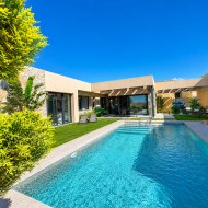 Resale - Villa -
Altaona Golf and Country Village - Altaona Golf - Country Village