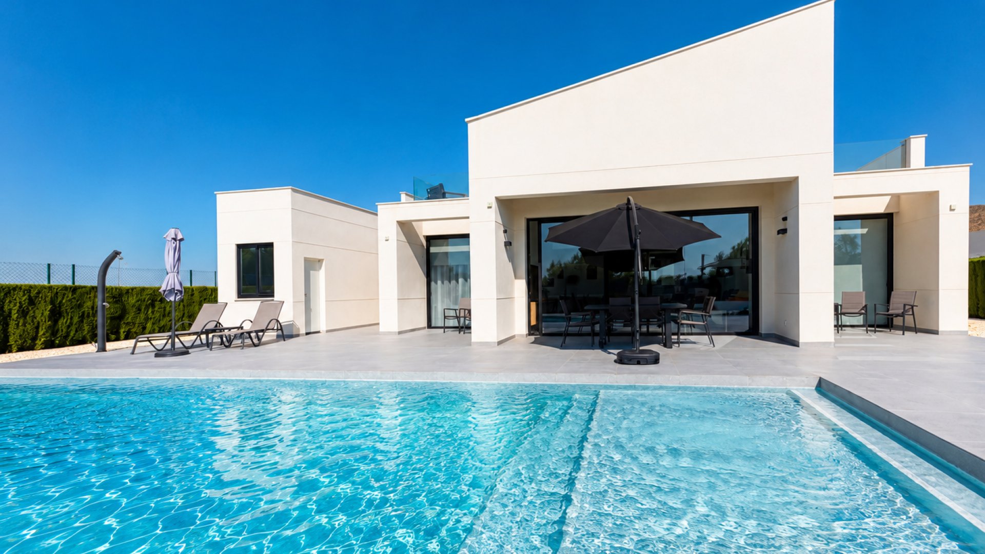 Resale - Villa -
Altaona Golf and Country Village - Altaona Golf - Country Village