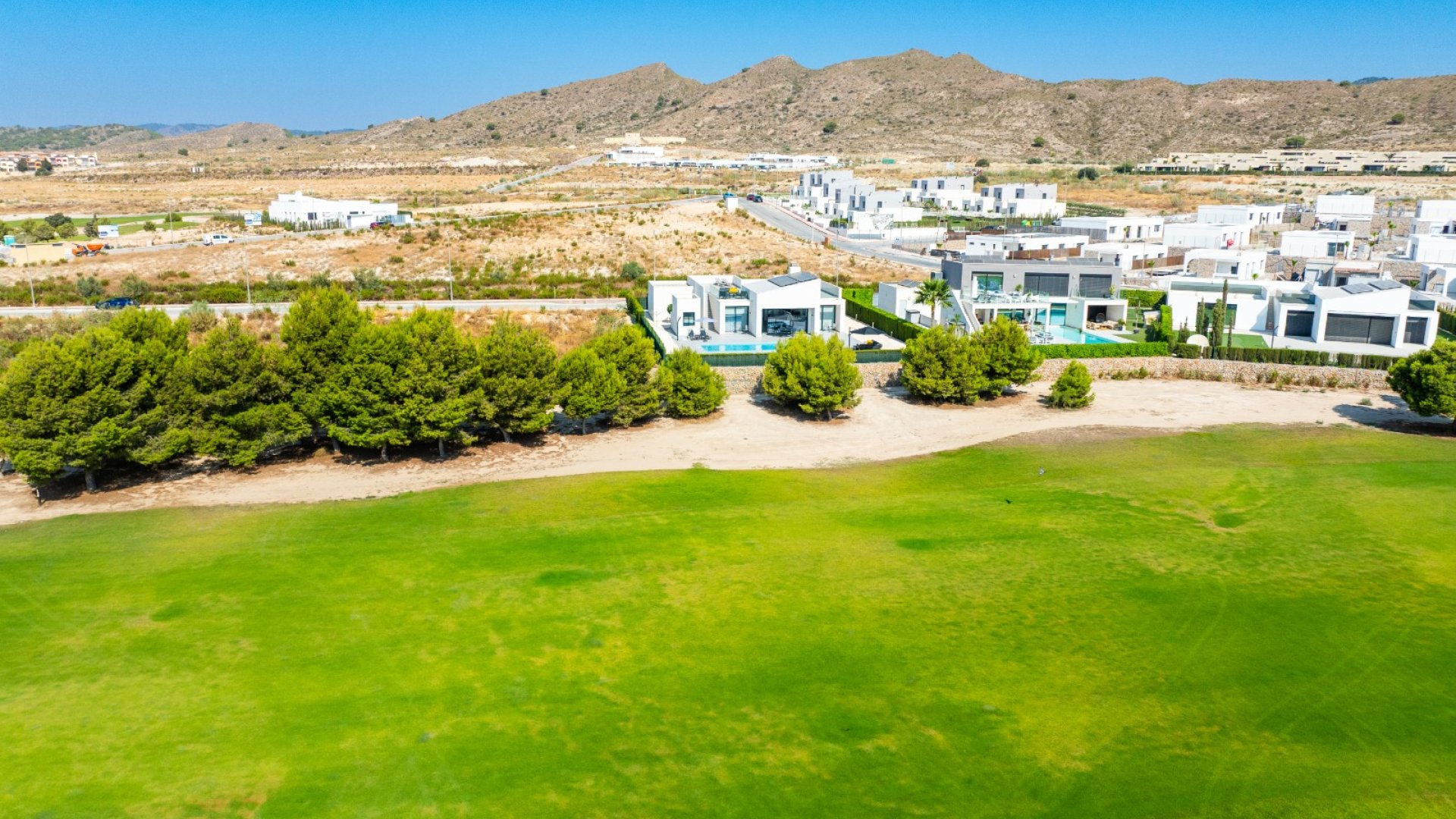 Resale - Villa -
Altaona Golf and Country Village - Altaona Golf - Country Village