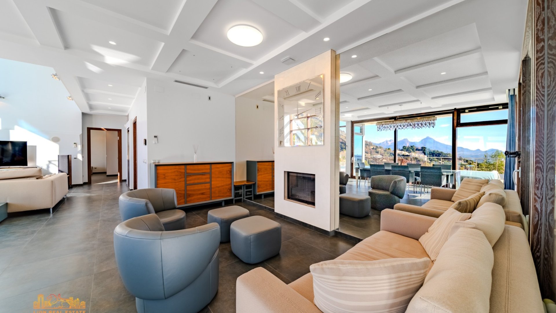 Resale - Villa -
Altea