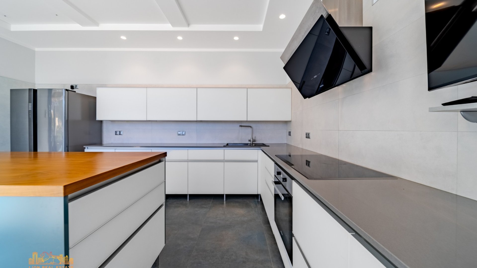 Resale - Villa -
Altea