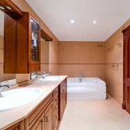 Resale - Villa -
Altea