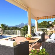 Resale - Villa -
Altea