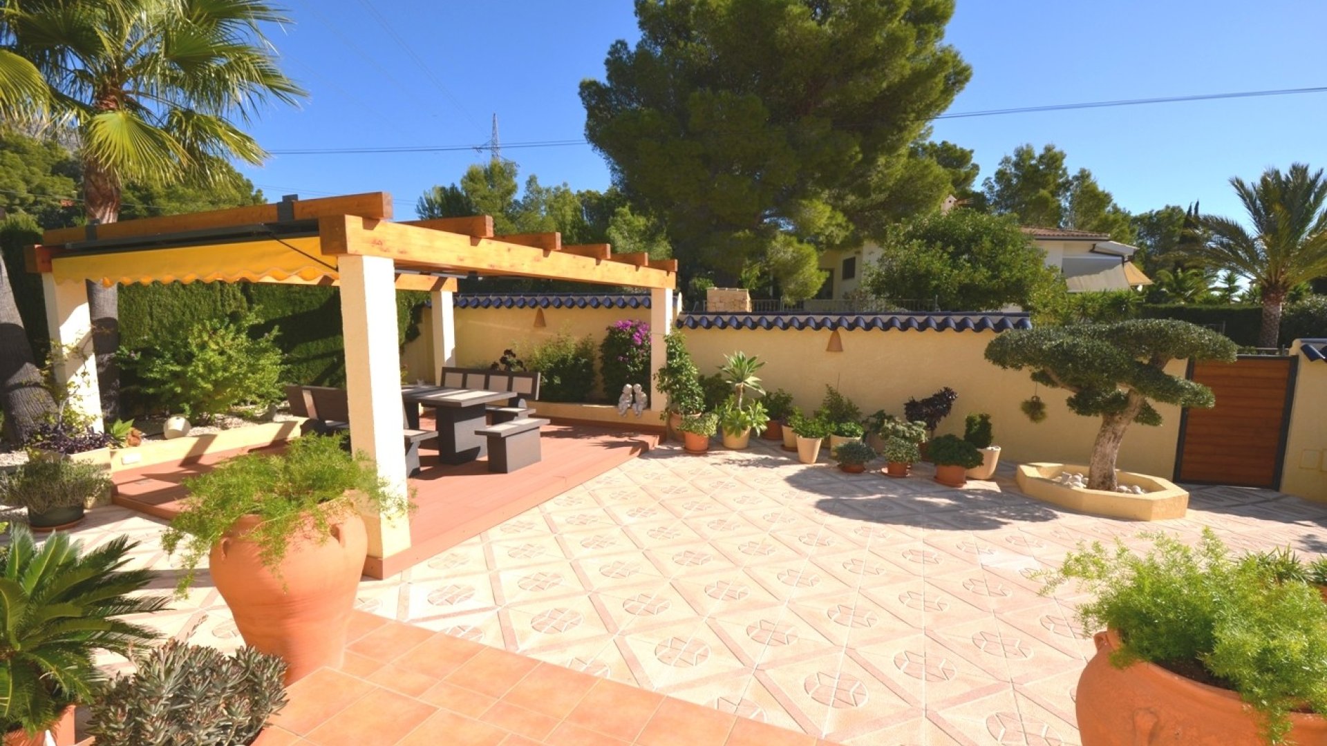 Resale - Villa -
Altea