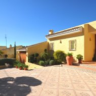 Resale - Villa -
Altea