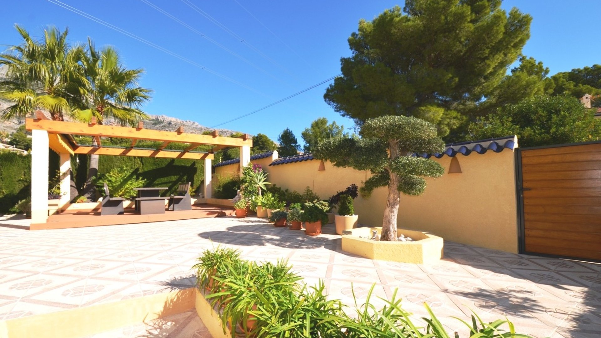 Resale - Villa -
Altea