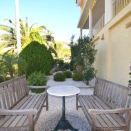 Resale - Villa -
Altea