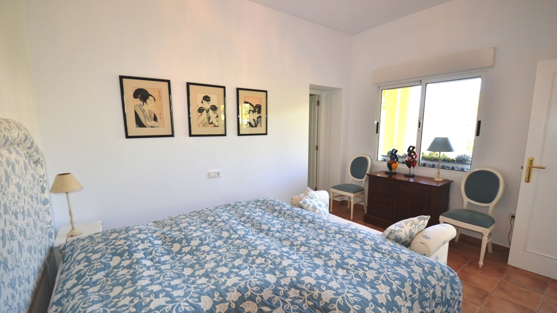 Resale - Villa -
Altea