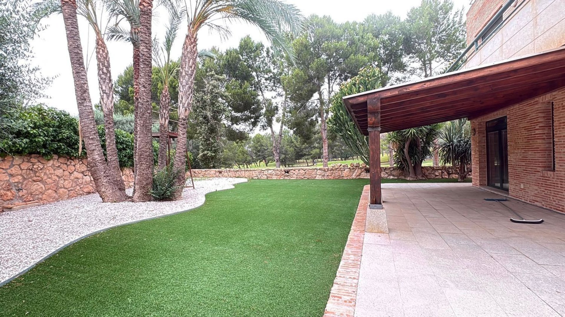 Resale - Villa -
Altorreal