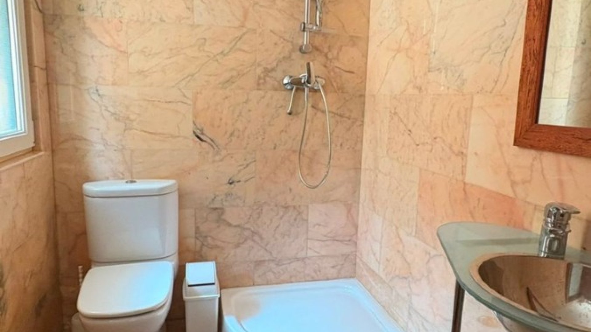 Resale - Villa -
Altorreal