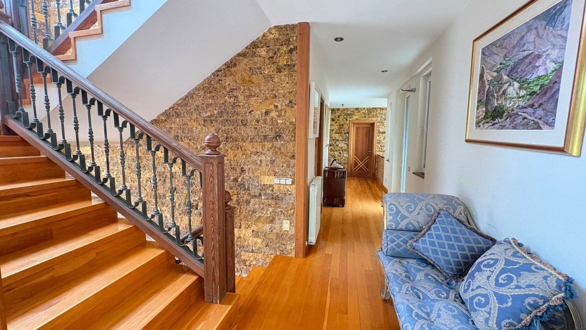 Resale - Villa -
Altorreal