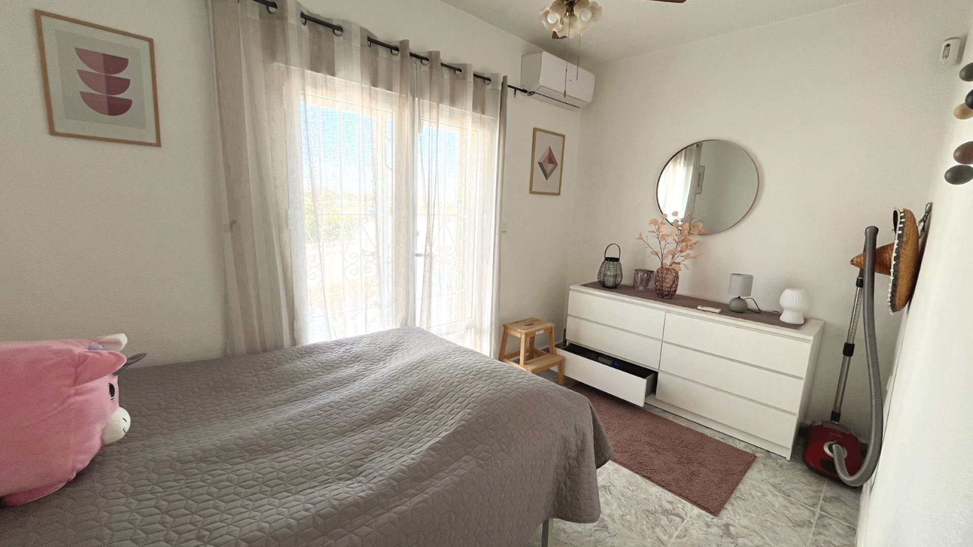 Resale - Villa -
Benijofar - Monte Azul