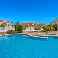Resale - Villa -
Benijofar - Monte Azul
