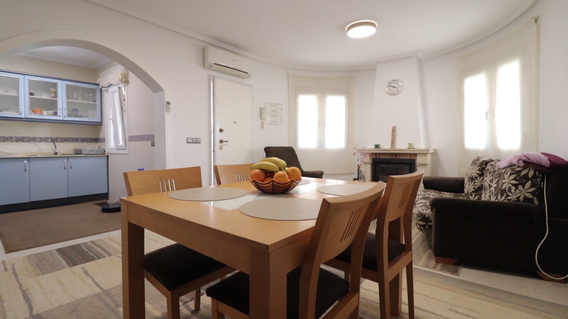 Resale - Villa -
Benijofar - Monte Azul