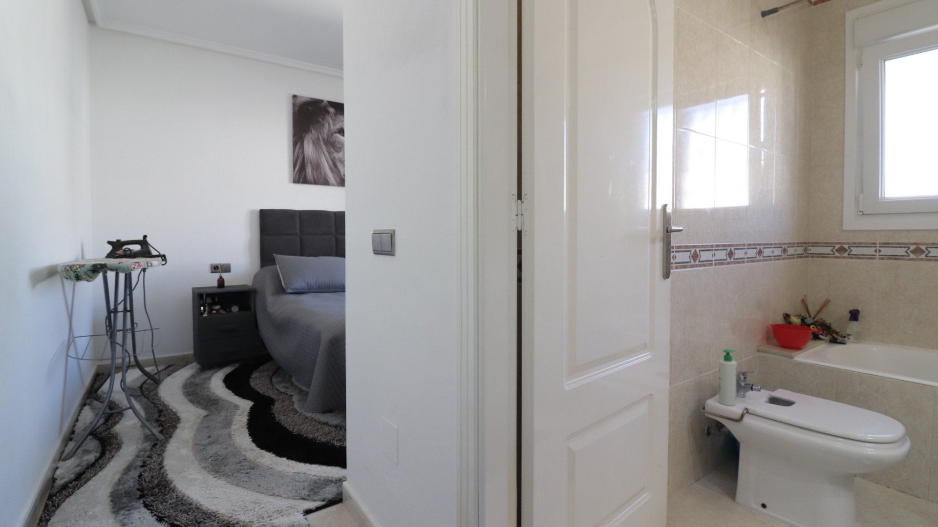 Resale - Villa -
Benijofar - Monte Azul