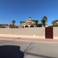 Resale - Villa -
Benijofar - Monte Azul