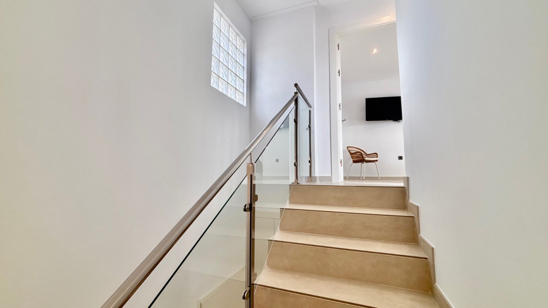 Resale - Villa -
Benijofar