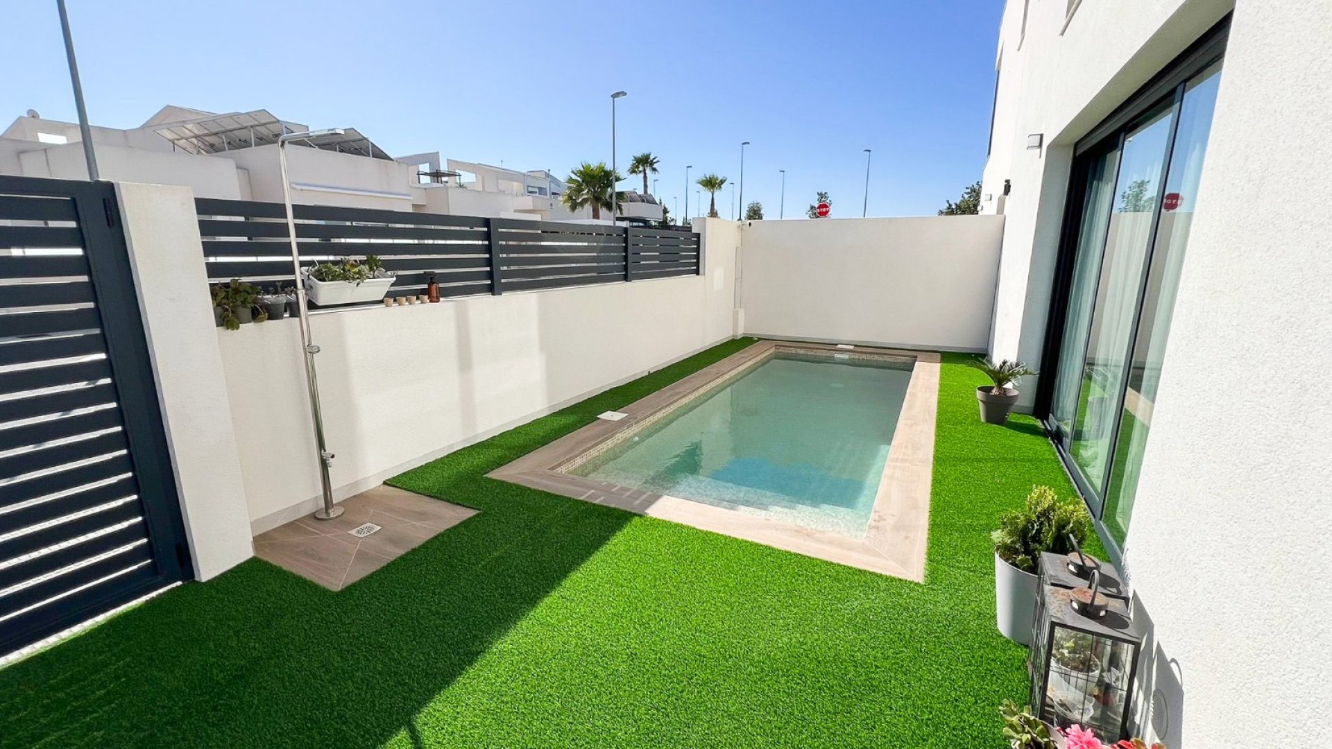 Resale - Villa -
Benijofar